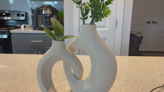 Black Ceramic Vase Home Decor: Crossed Flower Vases Set of 2 Modern Vase for Living Room Shelf Office Decor Centerpiece Table Decorations Decorative Vases for Flowers Wedding Gifts